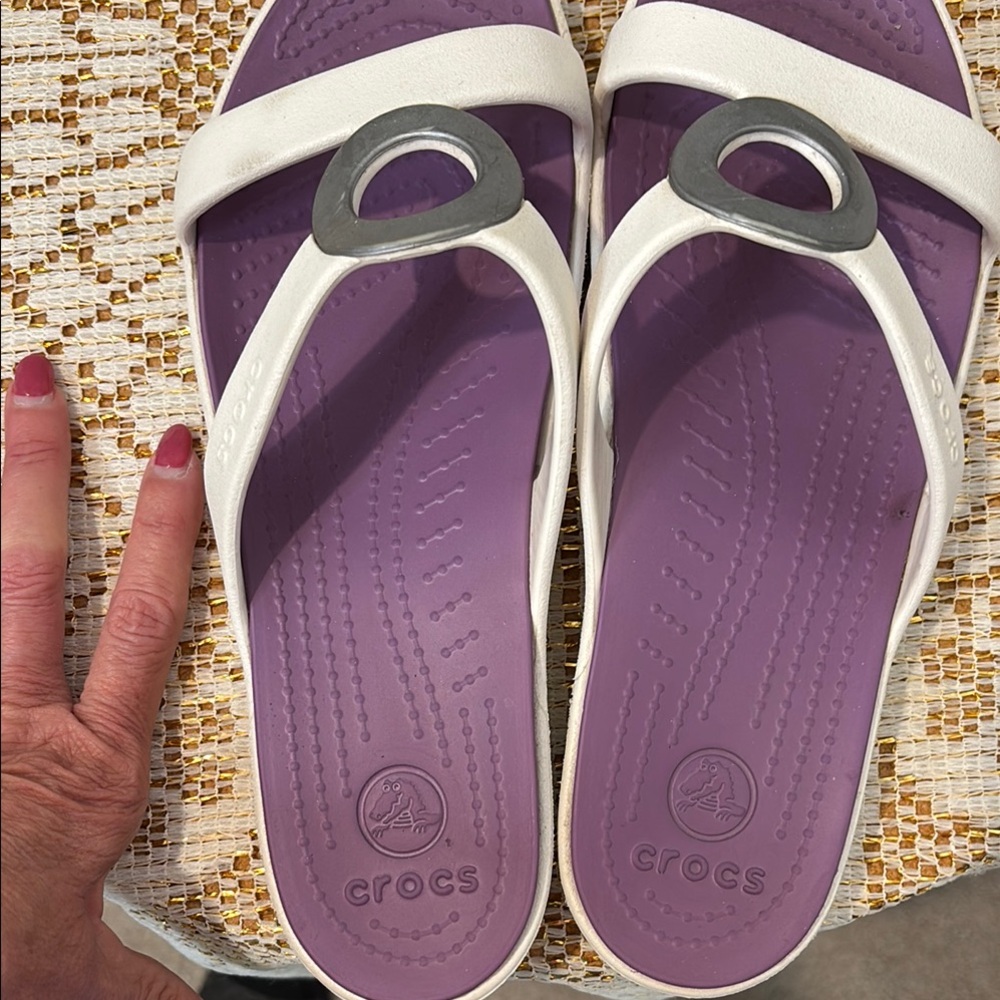 CROCS White Strap Sandals with Purple Footbed - Picture 6 of 8